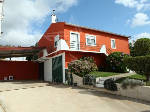 Luxury House for sale in Rio Maior, 460 000 €, Photo 1