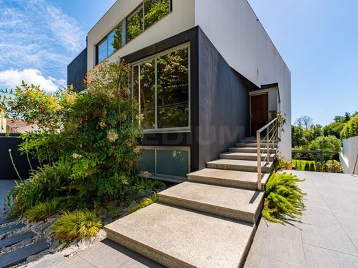 Luxury House for sale in Maia, 770 000 €, Photo 1