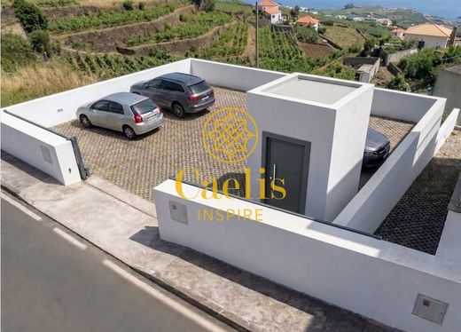 Maison de luxe à vendre à Câmara de Lobos, 450 000 €, Photo 2