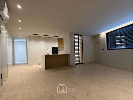 Luxury Apartment for sale in Gondomar, 620 000 €, Photo 3