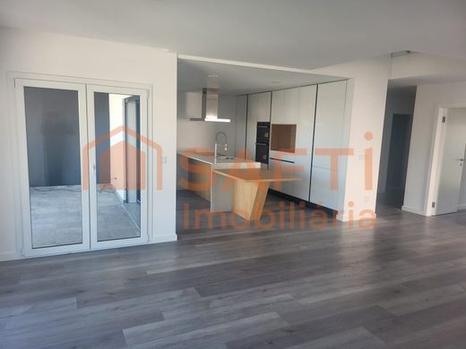 Luxury House for sale in Seixal, 765 000 €, Photo 4