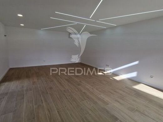 Luxury House for sale in Seixal, 560 000 €, Photo 4