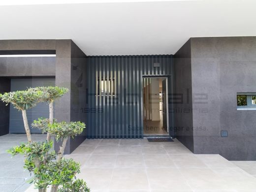 Luxury House for sale in Loures, 880 000 €, Photo 4