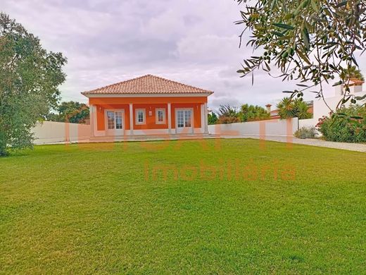 Maison de luxe à vendre à Santarém, 650 000 €, Photo 6