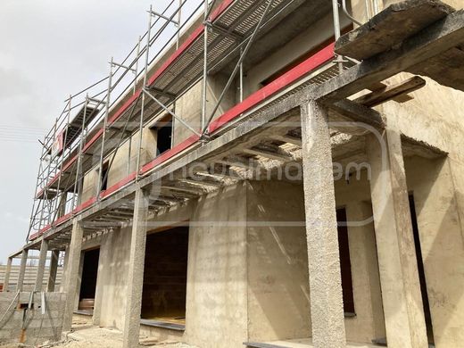 Maison de luxe à vendre à Aveiro, 420 000 €, Photo 3