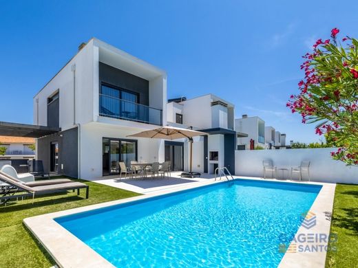 Maison de luxe à vendre à Caldas Da Rainha, 495 000 €, Photo 3