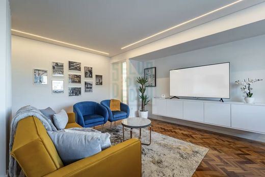 Appartement de luxe à vendre à Porto, 585 000 €, Photo 2