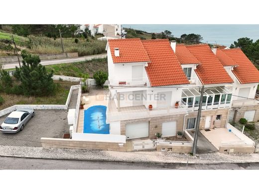 Maison de luxe à vendre à Nazaré, 485 000 €, Photo 2