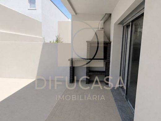 Luxury House for sale in Seixal, 480 000 €, Photo 3