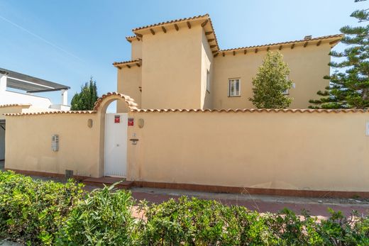 Luxury House for sale in Torrevieja, 859 000 €, Photo 3