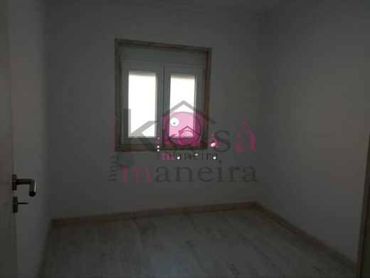 Maison de luxe à vendre à Lisbon, 555 000 €, Photo 4