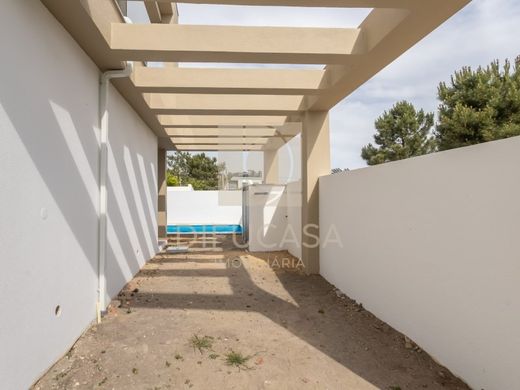Luxury House for sale in Seixal, 595 000 €, Photo 4