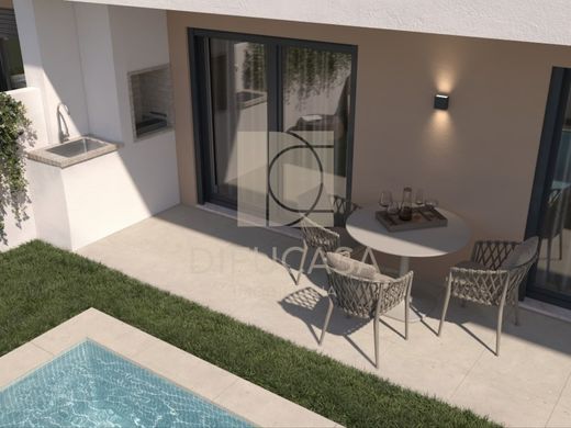 Luxury House for sale in Seixal, 550 000 €, Photo 4