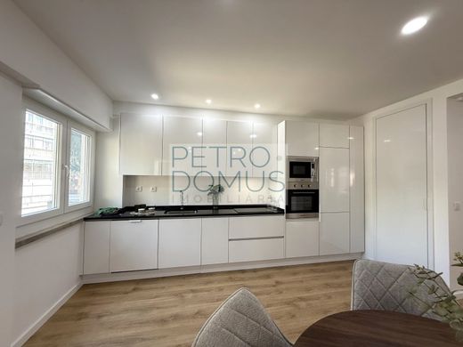 Luxury Apartment for sale in Lisbon, 579 900 €, Photo 4