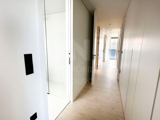 Luxury Apartment for sale in Gondomar, 620 000 €, Photo 6
