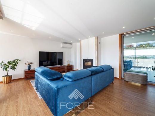 Maison de luxe à vendre à Oliveira de Azemeis, 465 000 €, Photo 6