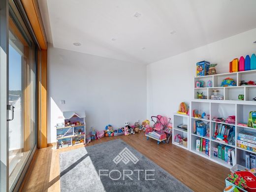 Maison de luxe à vendre à Oliveira de Azemeis, 465 000 €, Photo 7