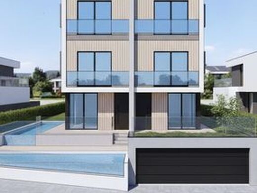 Luxury House for sale in Seixal, 449 000 €, Photo 1