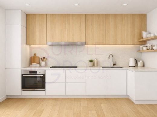 Luxury Apartment for sale in Seixal, 410 000 €, Photo 2