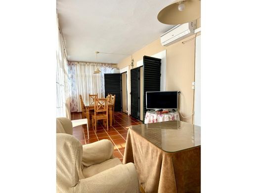 Maison de luxe à vendre à Badajoz, 455 000 €, Photo 2