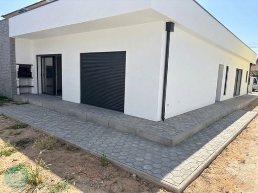 Luxury House for sale in Seixal, 650 000 €, Photo 3