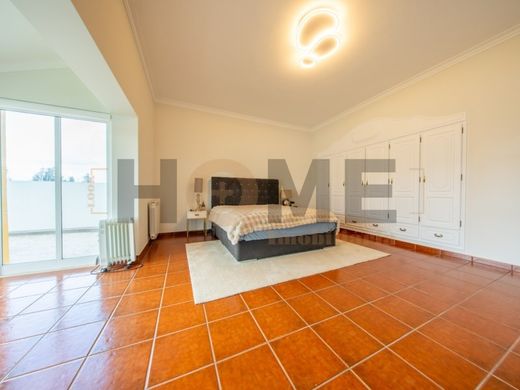 Maison de luxe à vendre à Almeirim, 790 000 €, Photo 3