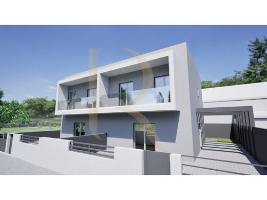 Luxury House for sale in Seixal, 420 000 €, Photo 3
