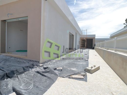 Luxury House for sale in Seixal, 530 000 €, Photo 4