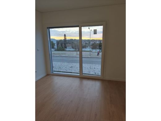Maison de luxe à vendre à Charneca de Caparica, 530 000 €, Photo 4