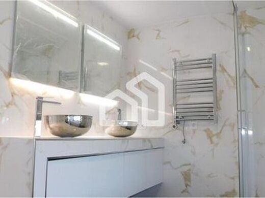 Maison de luxe à vendre à Argoncilhe, 695 000 €, Photo 4