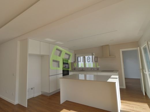 Luxury House for sale in Seixal, 640 000 €, Photo 5