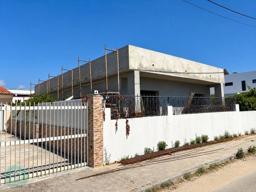 Luxury House for sale in Seixal, 560 000 €, Photo 5