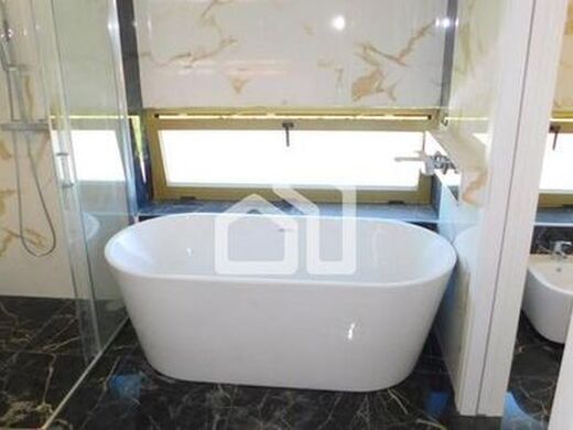 Maison de luxe à vendre à Argoncilhe, 695 000 €, Photo 5
