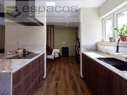 Maison de luxe à vendre à Loures, 580 000 €, Photo 5
