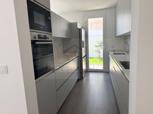 Maison de luxe à vendre à Caldas Da Rainha, 525 000 €, Photo 5
