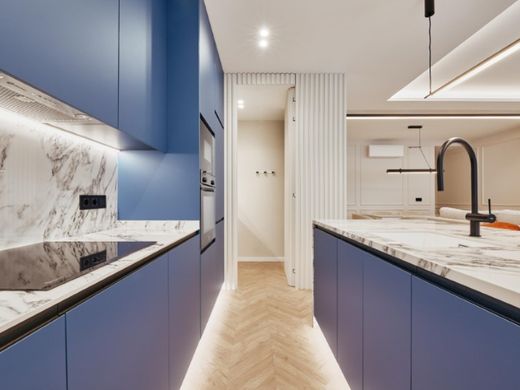 Luxury Apartment for sale in Madrid, 1 809 000 €, Photo 6