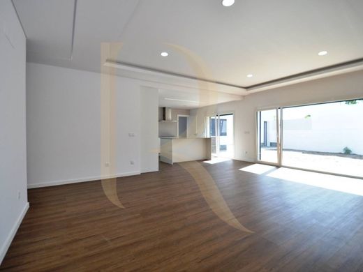 Luxury House for sale in Seixal, 640 000 €, Photo 6