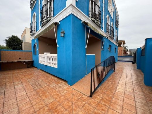 Maison de luxe à vendre à Canals, 430 000 €, Photo 3