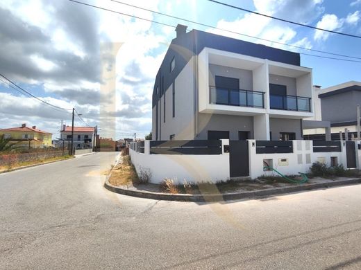 Luxury House for sale in Seixal, 480 000 €, Photo 4