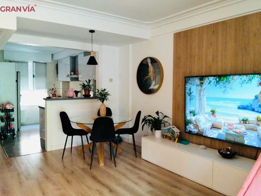 Maison de luxe à vendre à Lardero, 490 000 €, Photo 5