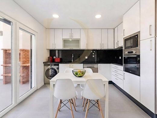Luxury Apartment for sale in Seixal, 700 000 €, Photo 6