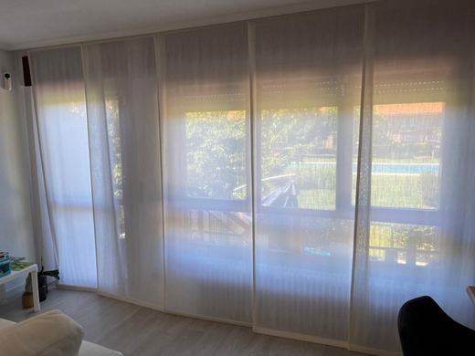 Maison de luxe à vendre à Lardero, 410 000 €, Photo 1