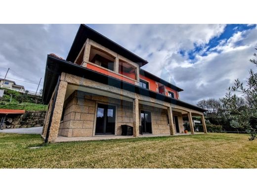Maison de luxe à vendre à Amarante, 539 800 €, Photo 1