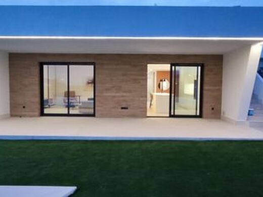 Maison de luxe à vendre à Ciudad Quesada, 690 000 €, Photo 1