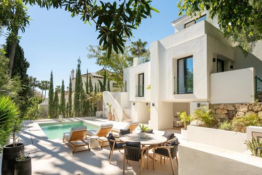 Luxury House for sale in Marbella, 2 495 000 €, Photo 1