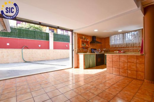 Maison de luxe à vendre à Canals, 418 000 €, Photo 6