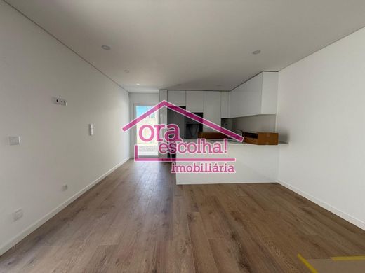 Luxury House for sale in Seixal, 425 000 €, Photo 3