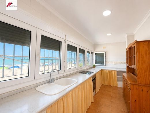 Luxury Apartment for sale in El Puerto de Santa María, 460 000 €, Photo 3