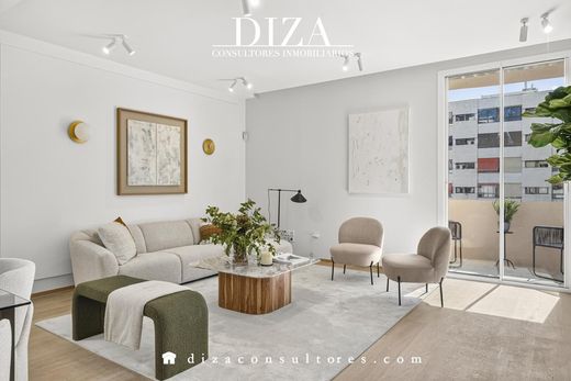 Luxury Apartment for sale in Madrid, 1 295 000 €, Photo 3