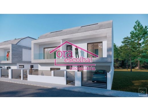 Luxury House for sale in Seixal, 475 000 €, Photo 4